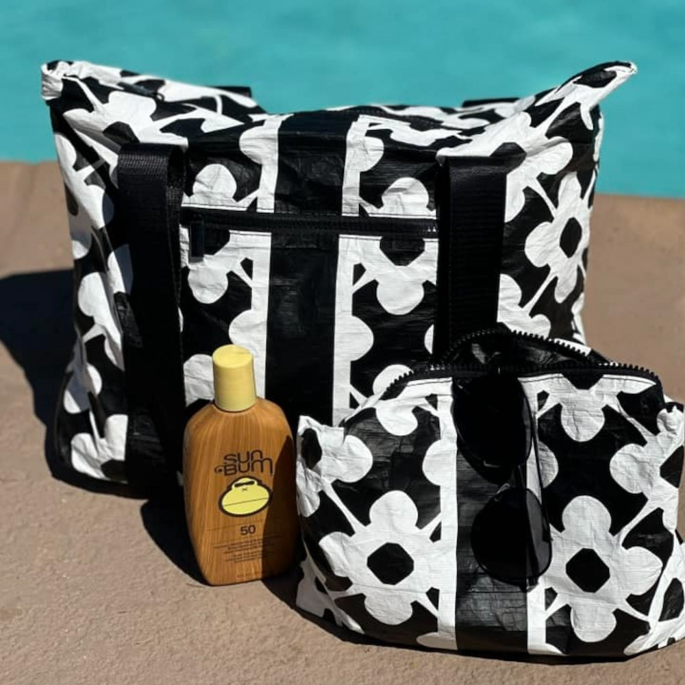 Kona Cove Tyvek Splashproof Pouch from Pretty Simple