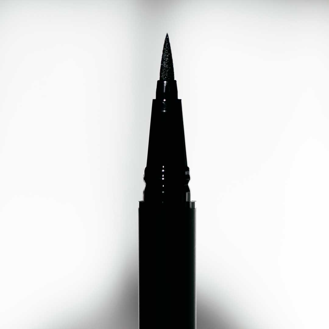 Side Chick | Eyelash Extension Safe Liquid Eyeliner  From Lash Affair