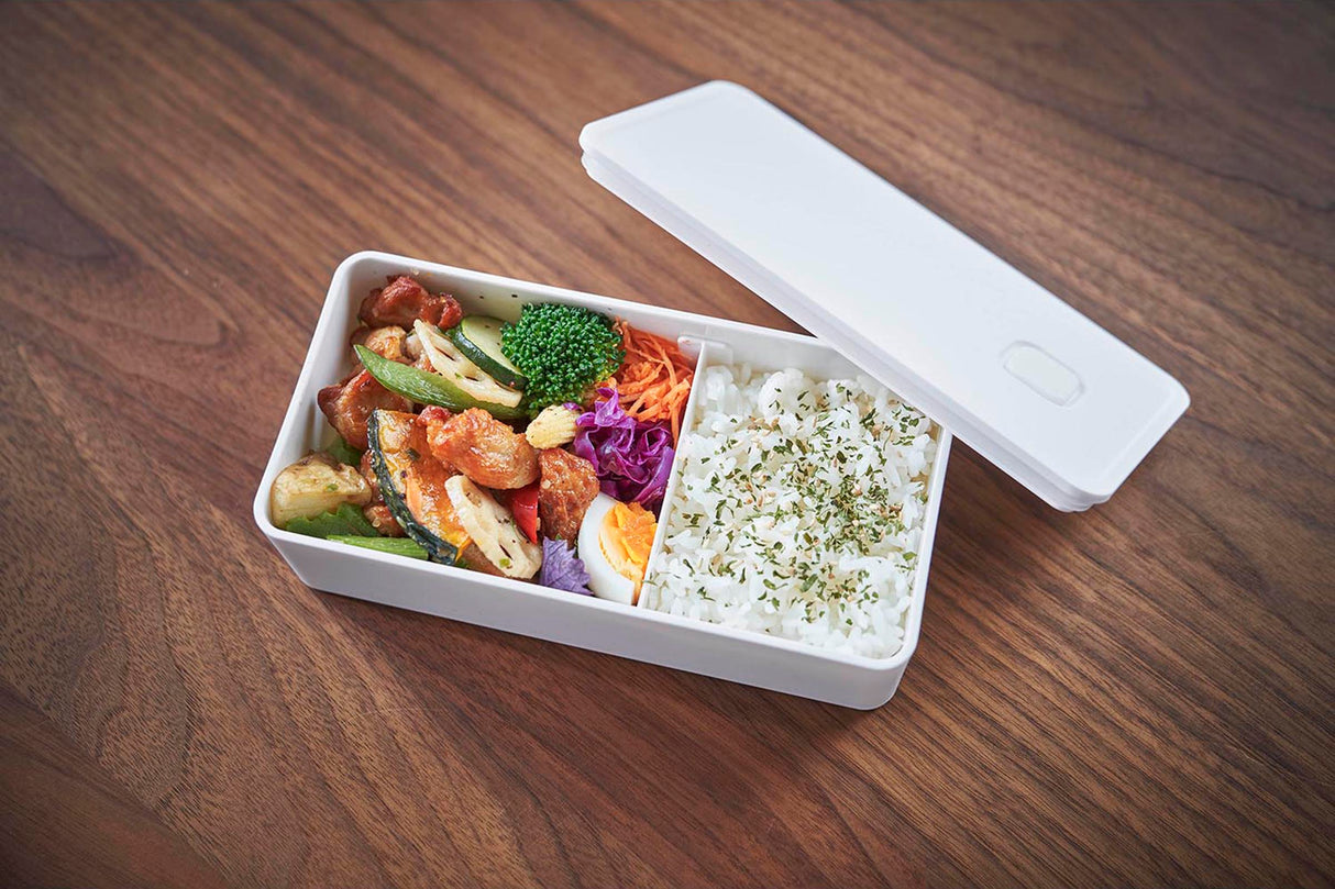 Vacuum-Sealing Bento Box from Yamazaki Home