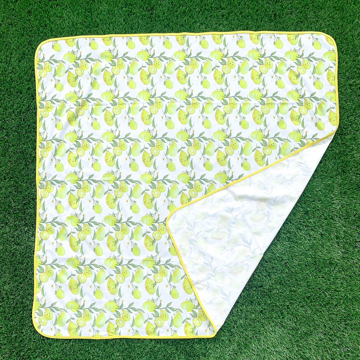 Fresh Lemon Splash Mat - A Waterproof Catch-All for Highchair Spills and More! from BapronBaby