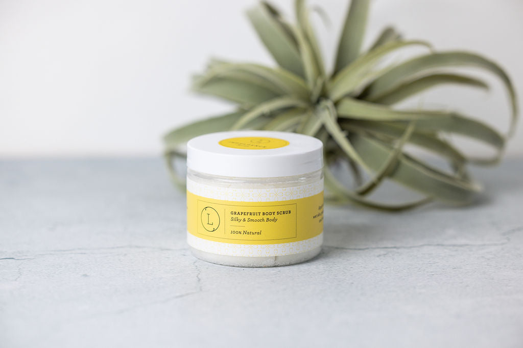 Grapefruit Body Salt Scrub - Moisturizing and fresh from Lizush