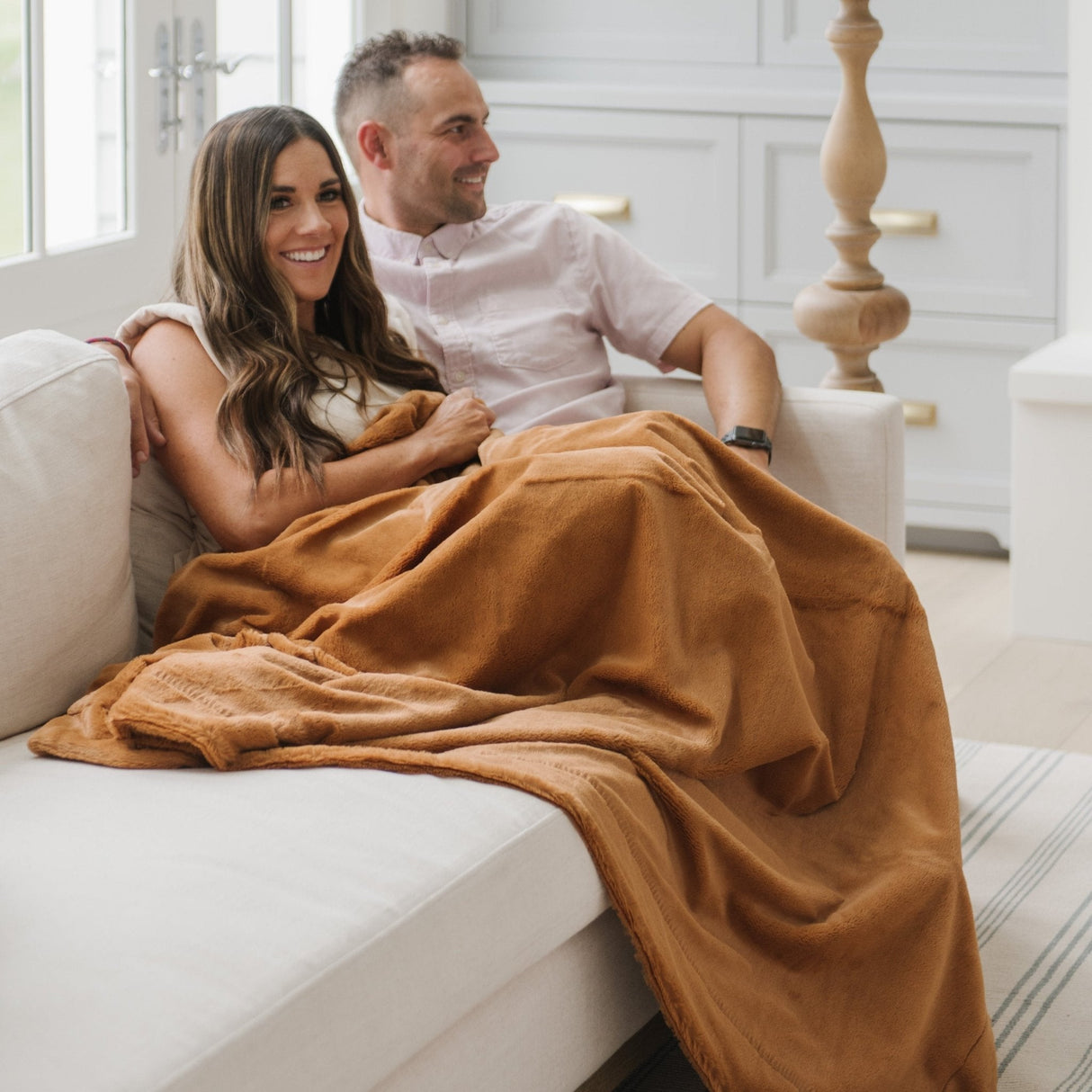 LUSH THROW BLANKETS From Saranoni
