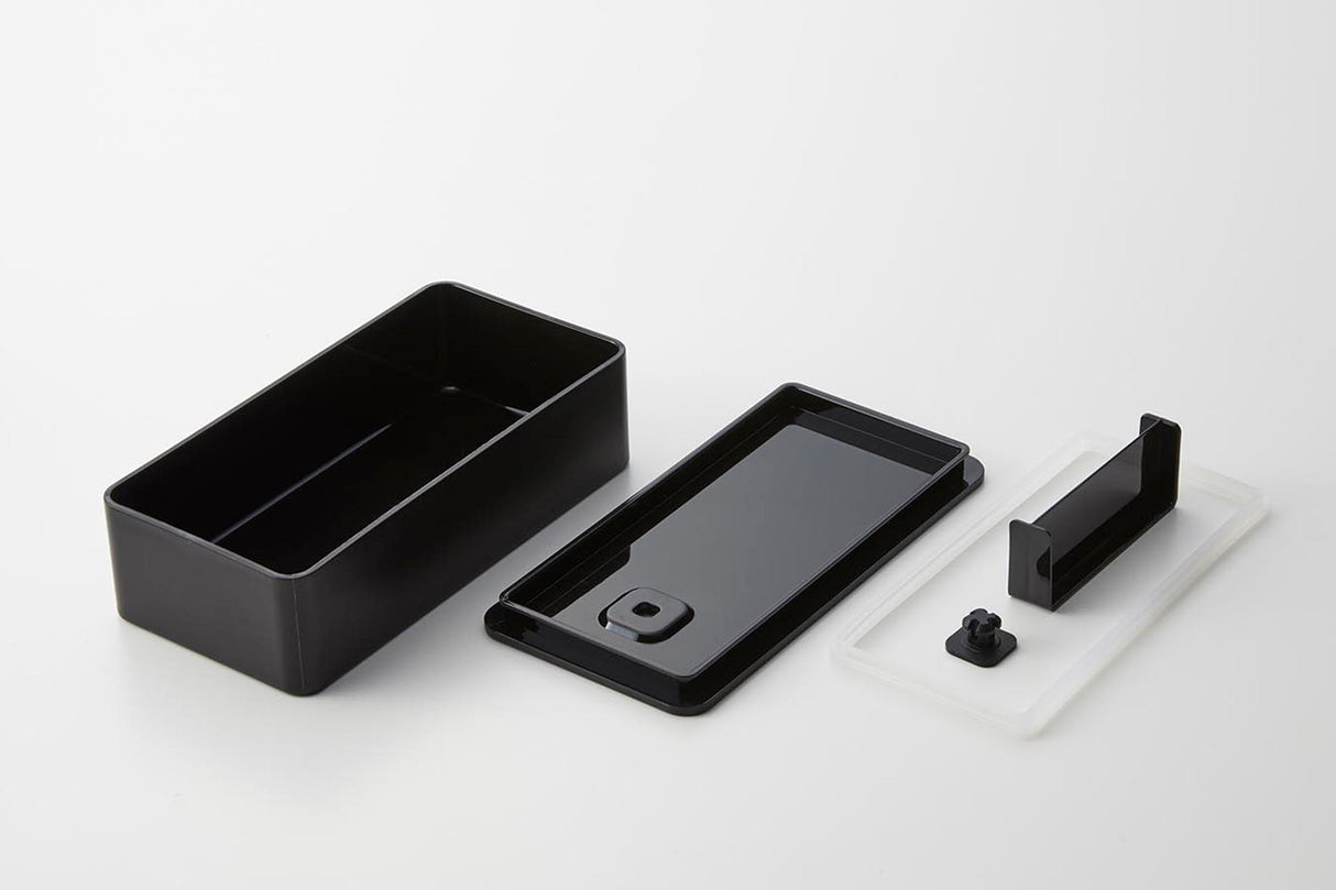 Vacuum-Sealing Bento Box from Yamazaki Home