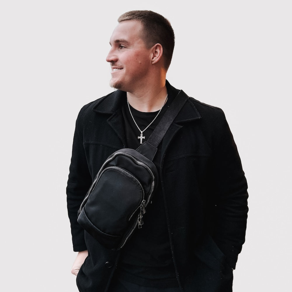 L'uomo Man Crossbody Bag from Pretty Simple