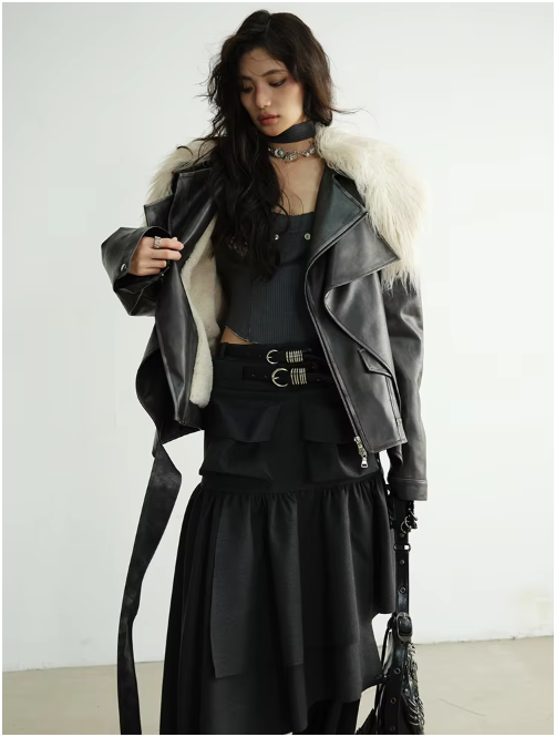 Reesthu Asymmetrical Skirt