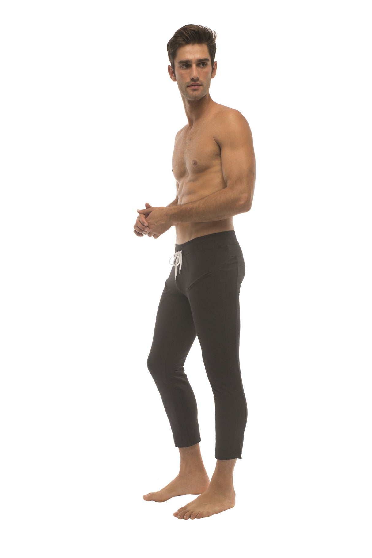 Mens 4/5 Zipper Pocket Capri Yoga Pants (Solid Black) from 4-rth