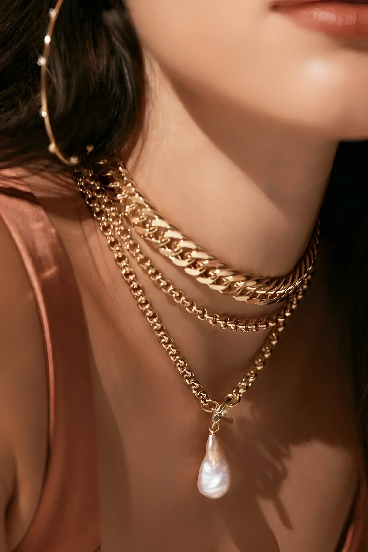 Micro Royal Toggle & Xl Baroque Pearl Pendant Necklace from eklexic