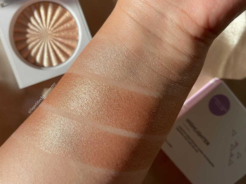 Highlighter - Milk & Cookies From Ofra Cosmetics