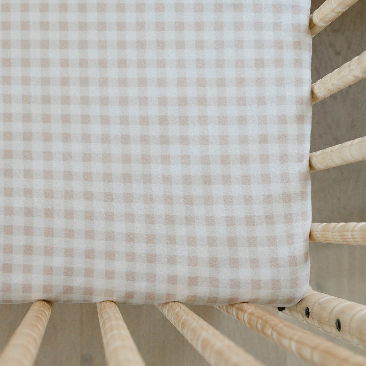 MINKY STRETCH LUXE CRIB SHEETS from Saranoni