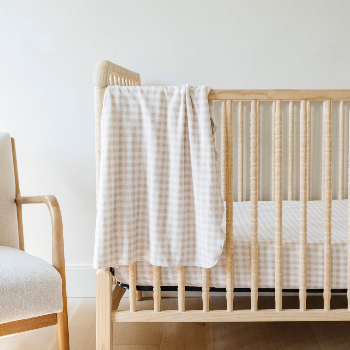 MINKY STRETCH LUXE CRIB SHEETS from Saranoni