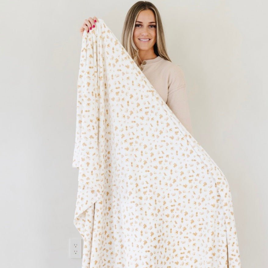 MINKY STRETCH XL THROW BLANKETS From Saranoni