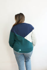 Velour Interior Diagonal Zip Breastfeeding Sweatshirt from Movemama