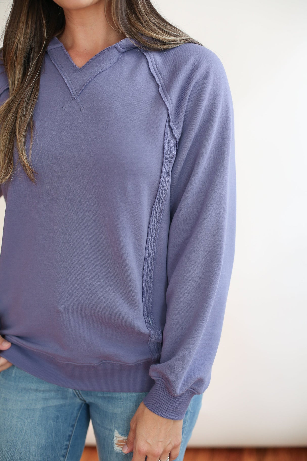Big Hug Vertical Zip Breastfeeding Hoodie from Movemama