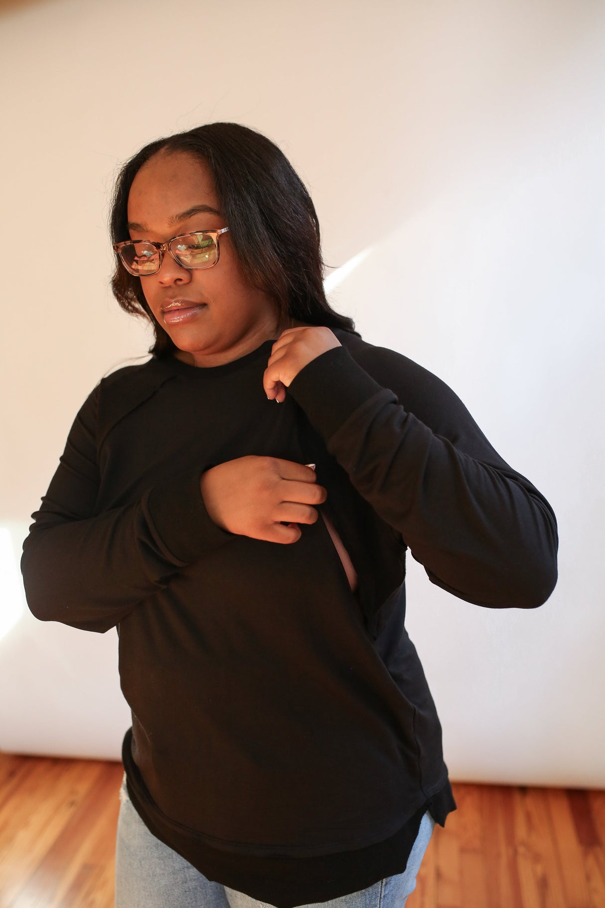 Free Flowing Long Sleeve Nursing Top From Movemama