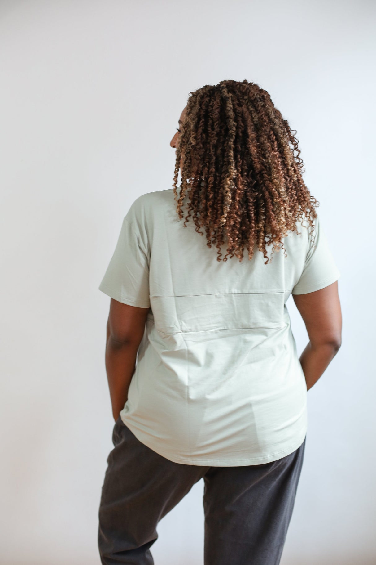 Full Zip Breastfeeding Tee From Movemama
