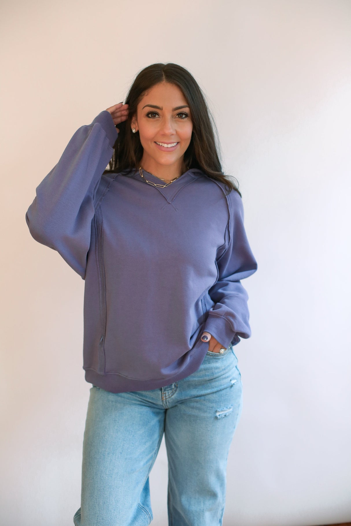 Big Hug Vertical Zip Breastfeeding Hoodie from Movemama