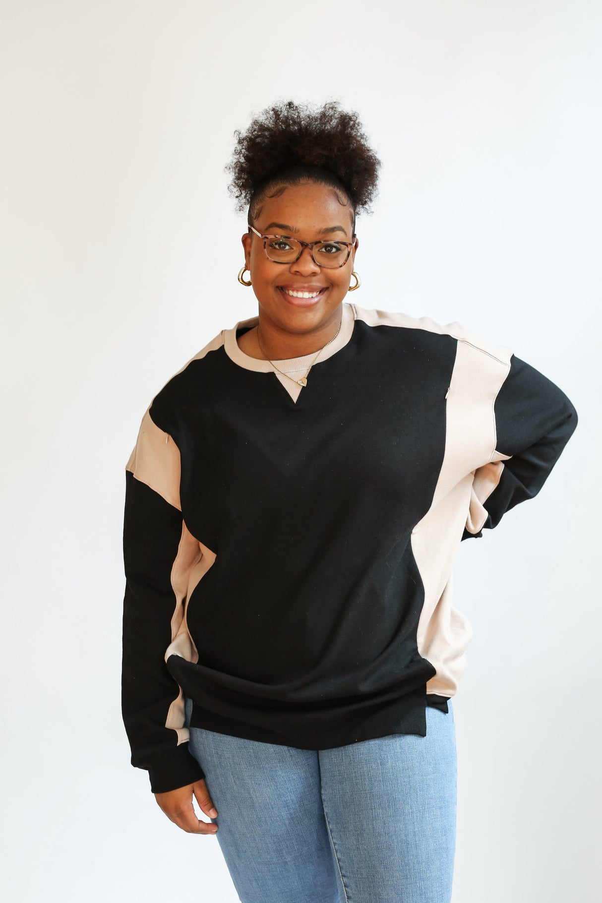 Colorblock Nursing Lightweight Sweatshirt From Movemama