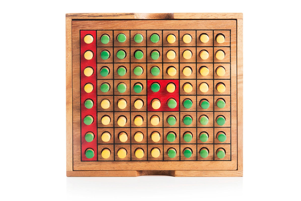 Othello Board Game: Handcrafted Wooden Set for Classic Strategy from Kubiya Games