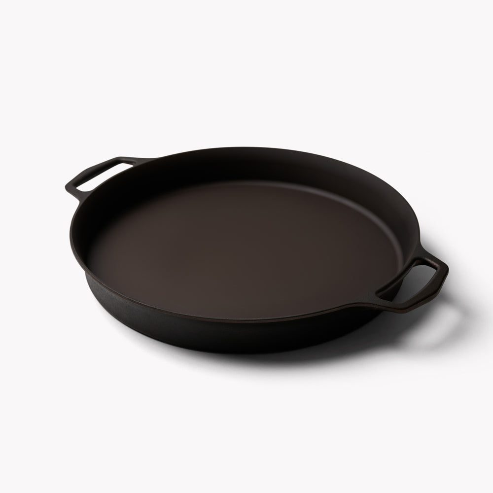 No.16 Double-Handled Cast Iron Skillet From Field Company