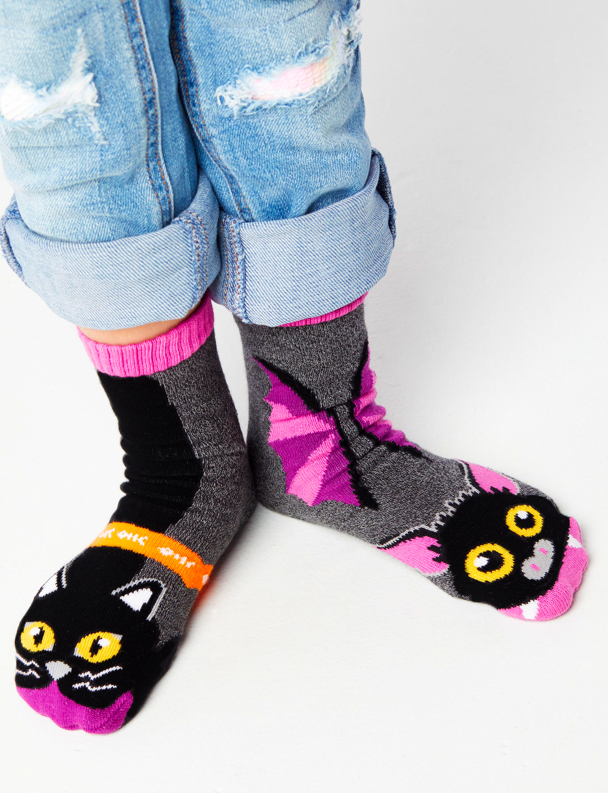KIDS BAT & BLACK CAT NO SLIP SOCKS from Pals Socks
