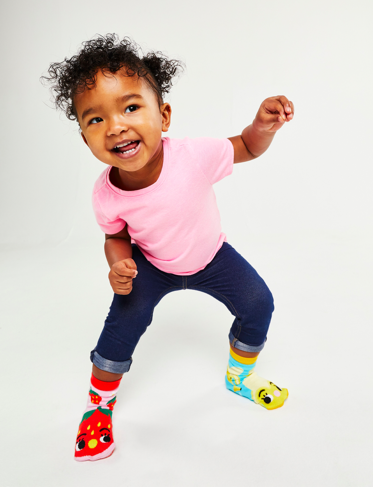 KIDS STRAWBERRY & BANANA NO SLIP SOCKS from Pals Socks