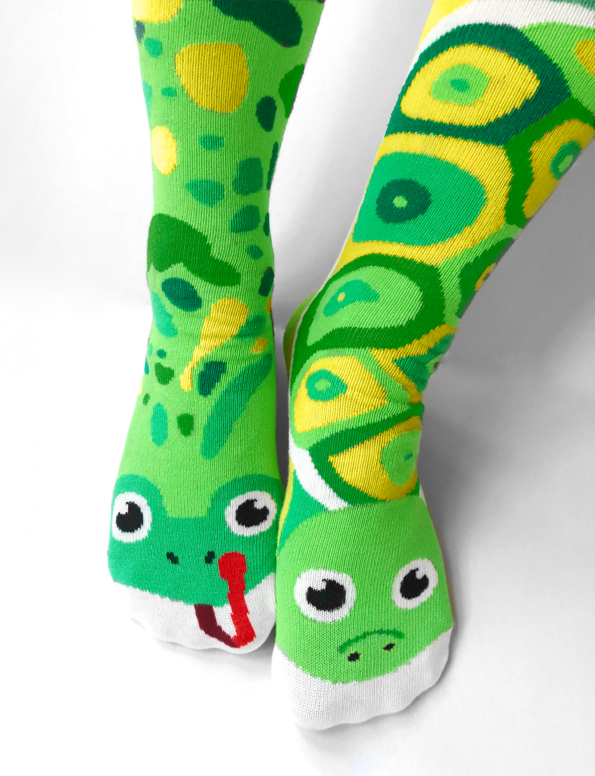 ADULT FROG & TURTLE SOCKS from Pals Socks