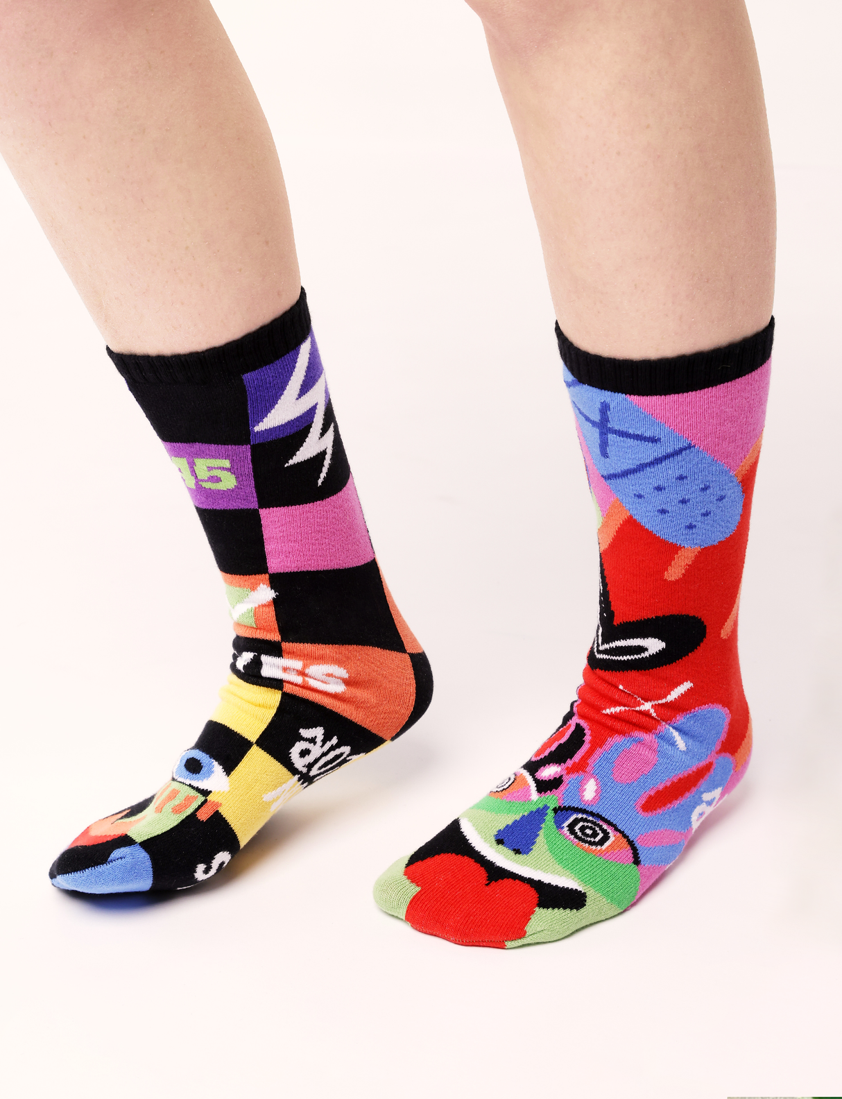 ADULT PLANNER & SPONTANEOUS SOCKS from Pals Socks