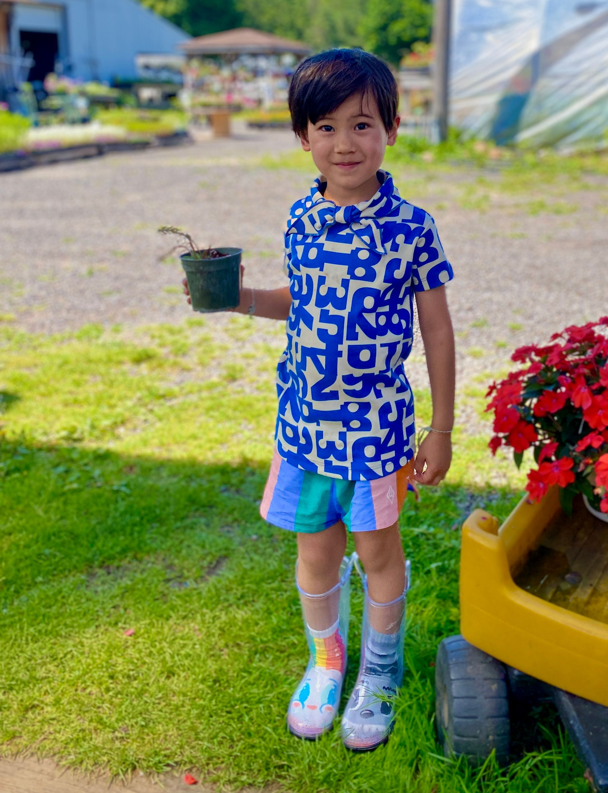 PEEK-A-BOOTS! FOR KIDS from Pals Socks