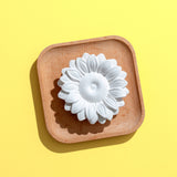 Passive Sunflower Diffuser from Plant Therapy