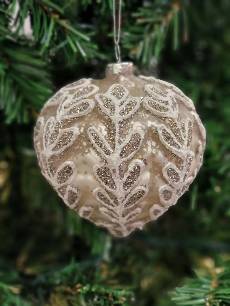 White Heart-Shaped Glass Christmas Ornament F07M7-31-LH76-23104 from Wizardi