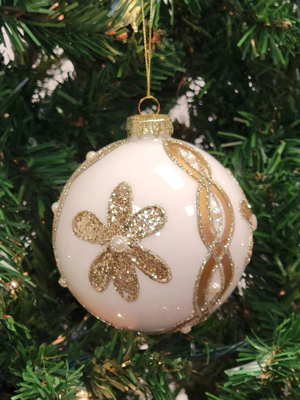 White Ball with Gold Flower Glass Christmas Ornament F07M7-30-LH76-23098 From Wizardi