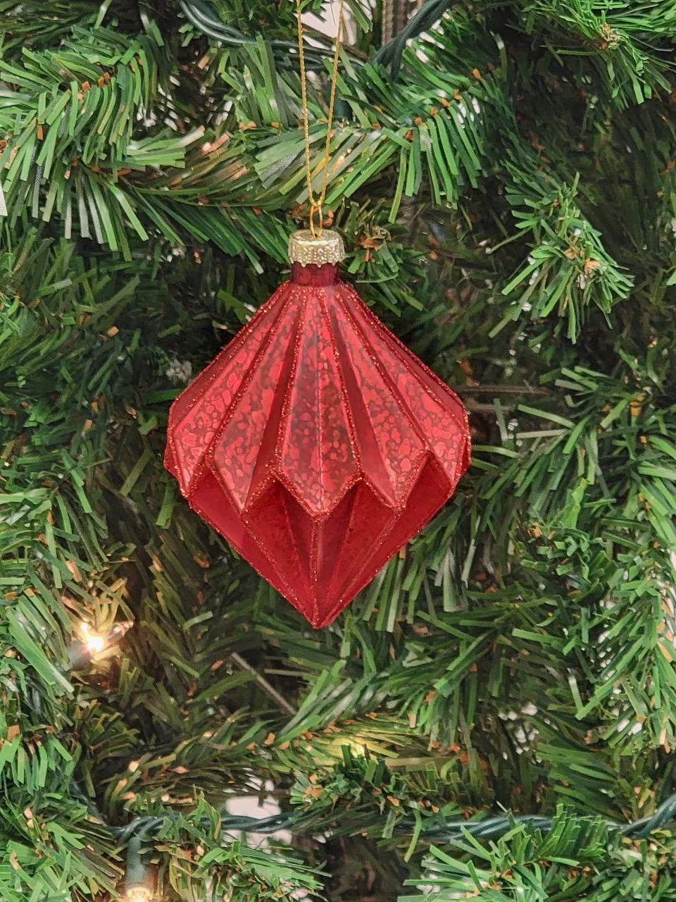 Red Diamond-Shaped Glass Christmas Ornament F07M7-21-LH76-24116 from Wizardi