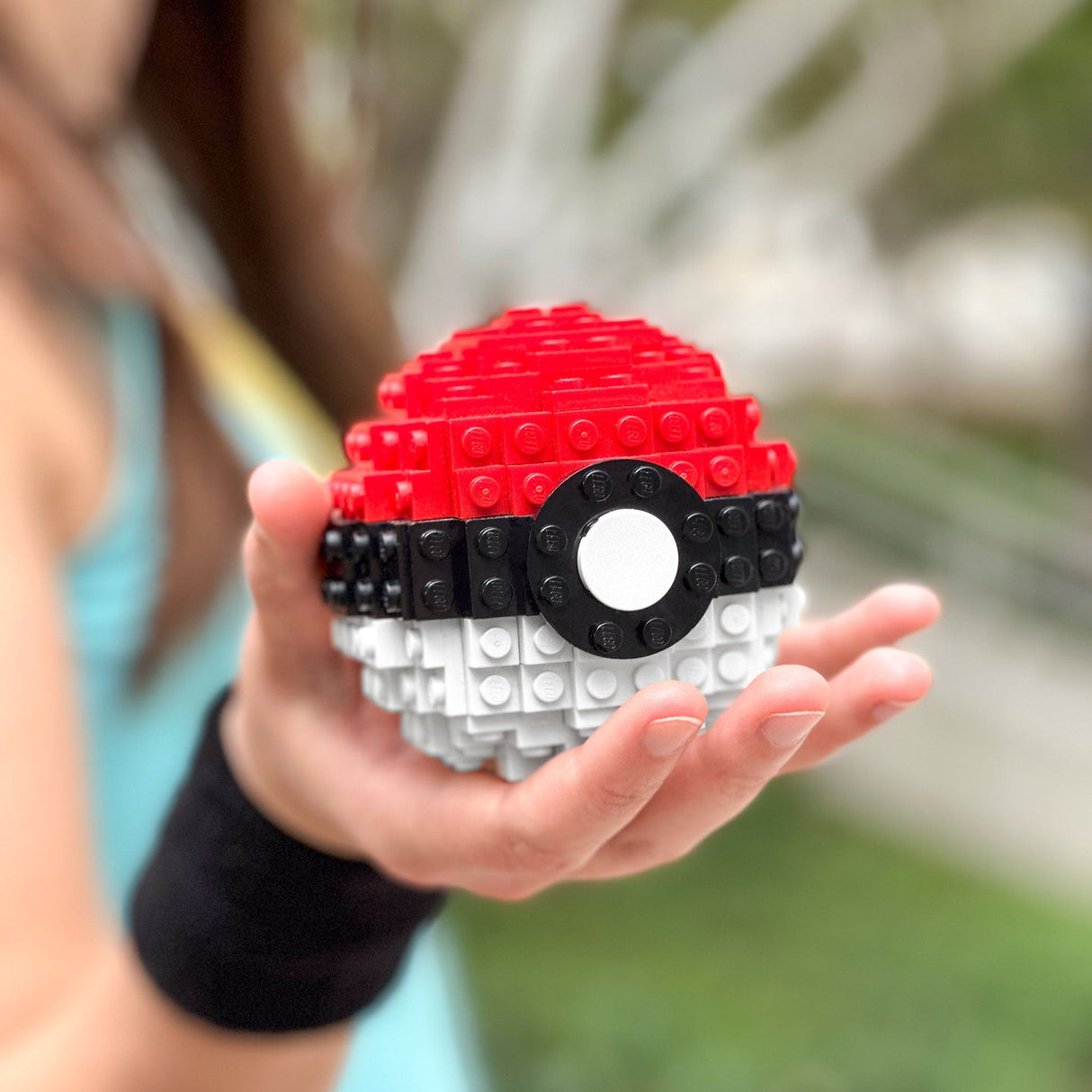 Life-Sized Pocket Spheres from Bricker Builds