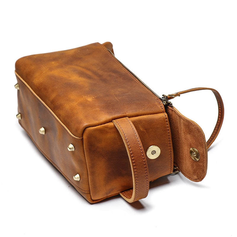 Dado Leather Dopp Kit | Handmade Leather Toiletry Bag from STEEL HORSE LEATHER