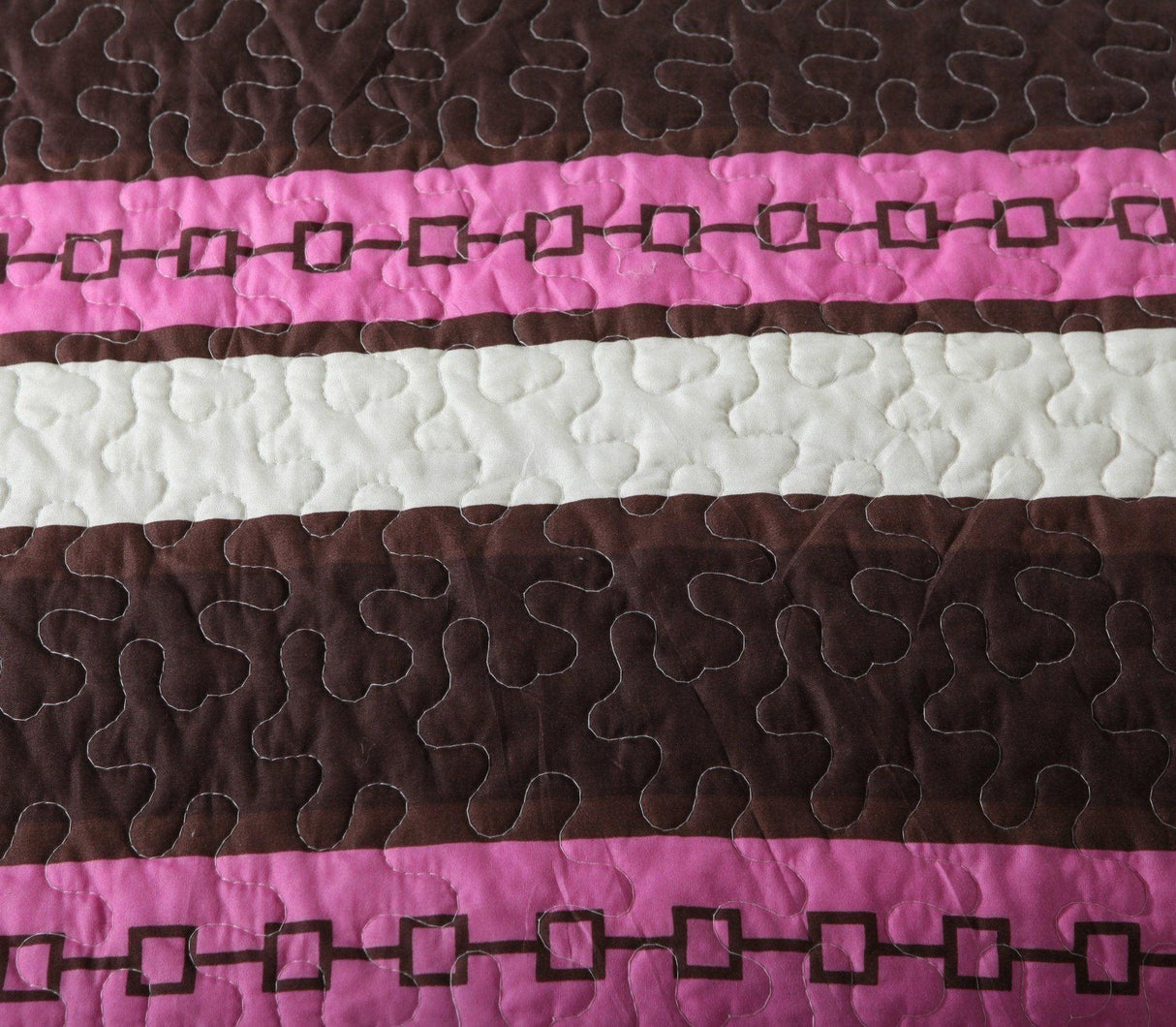 DaDa Bedding Bohemian Purple Blooms Floral Garden Pink Brown Bedspread Set (KBJ1629) from DaDalogy Bedding Collection