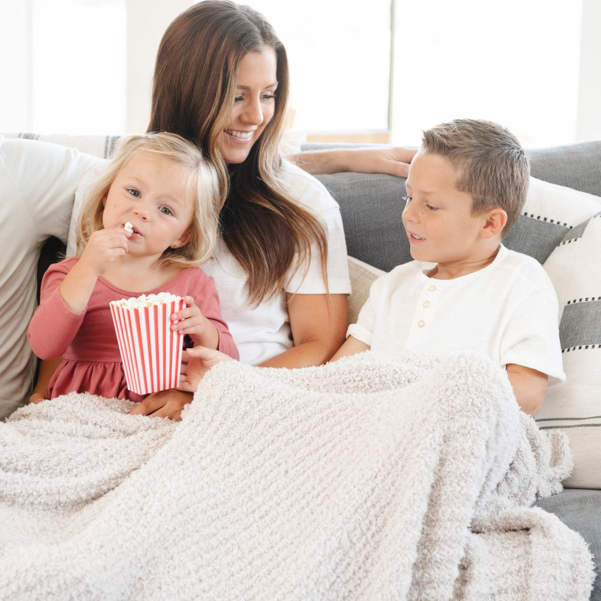 RIBBED BAMBONI® XL BLANKETS From Saranoni
