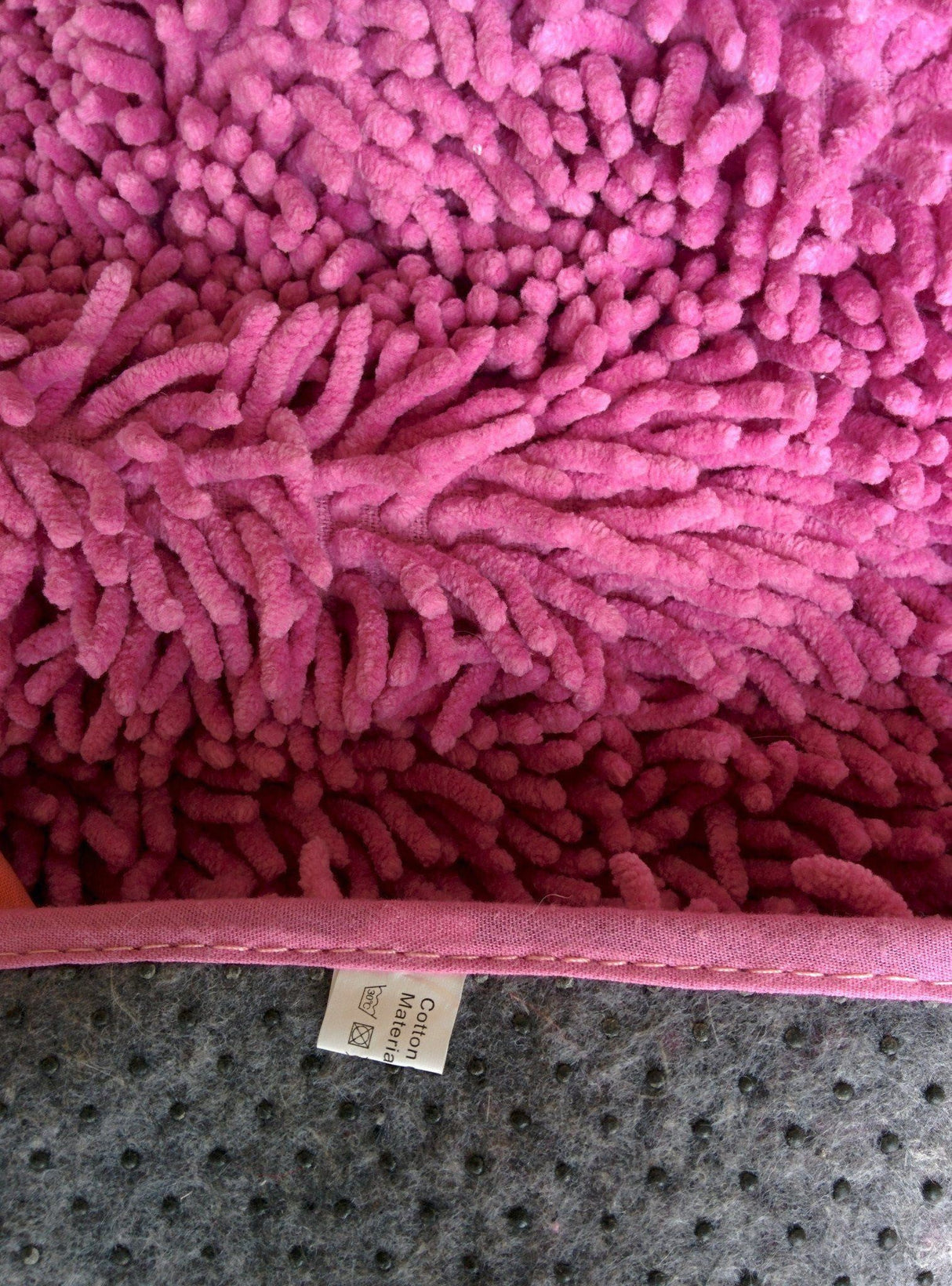 Tache Cotton Chenille Hot Pink Shag Area / Bathroom Rug (MATP) from Tache Home Fashion