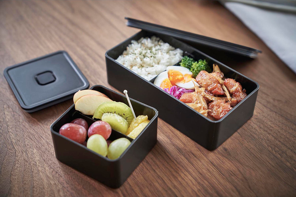 Vacuum-Sealing Bento Box from Yamazaki Home