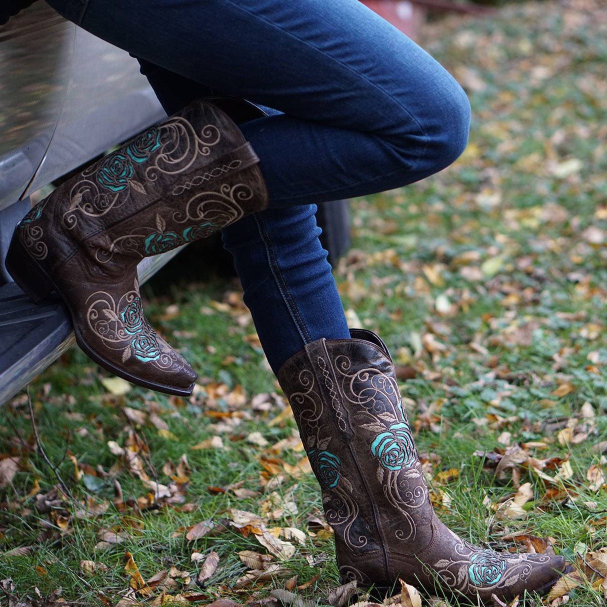 Turquoise Rose Inlayed Women's Cowgirl Boots (M50032) from Soto Boots