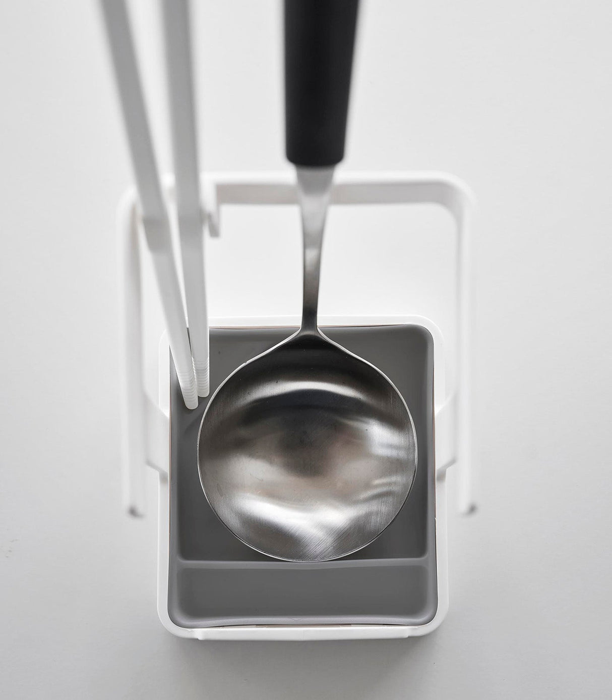 Lid & Ladle Stand - Large from Yamazaki Home