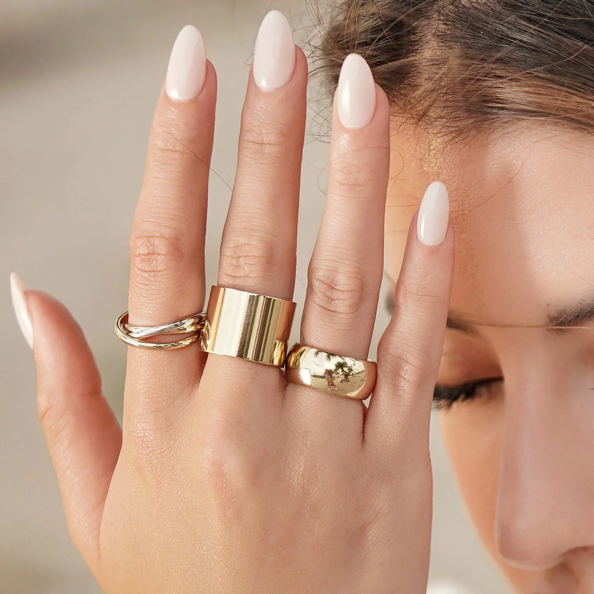 Thick Flat Ring from eklexic