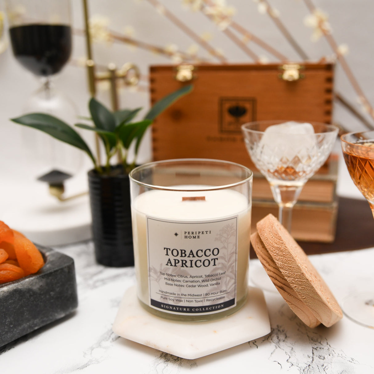 Wooden Wick Soy Candle from Peripeti Home