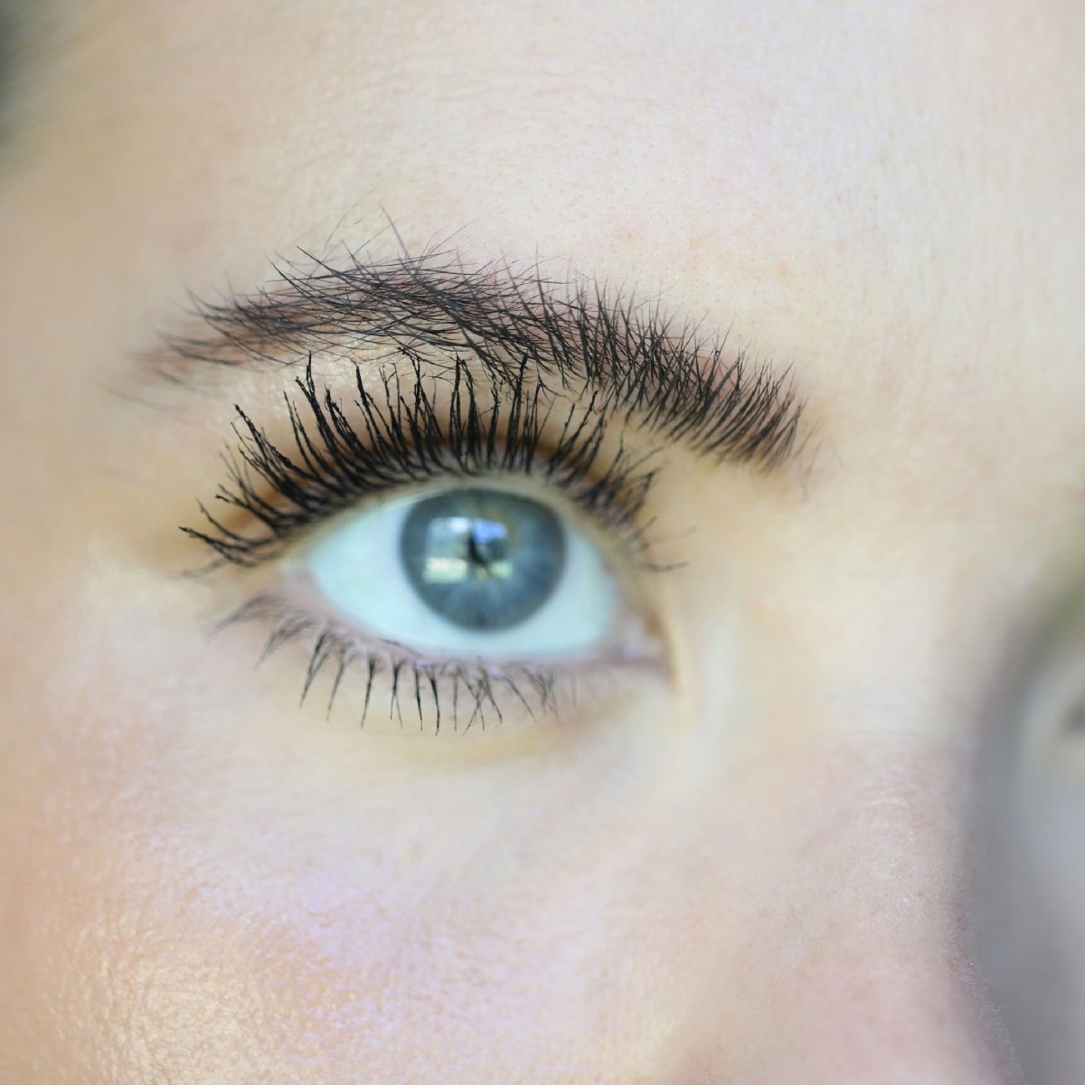 Totally Tubular Tubing Mascara from Half Caked - Cone-shaped Applicator for Extended Lash Length Makeup Brow Curler Eyelash Pack Smooth
