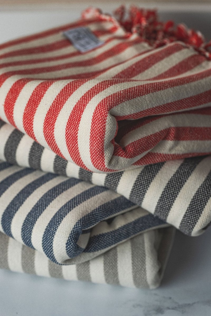 Vertical Stripe Turkish Bath Towel – Full-Size, Handwoven with Tassels – Modern Design, Thick & Absorbent for Bath, Beach, or Throw Blanket from The Bali Market