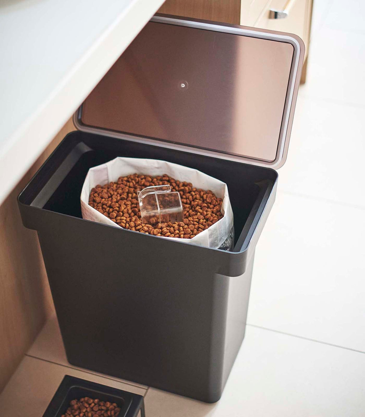 Rolling Airtight Pet Food Container (25 lbs.) from Yamazaki Home