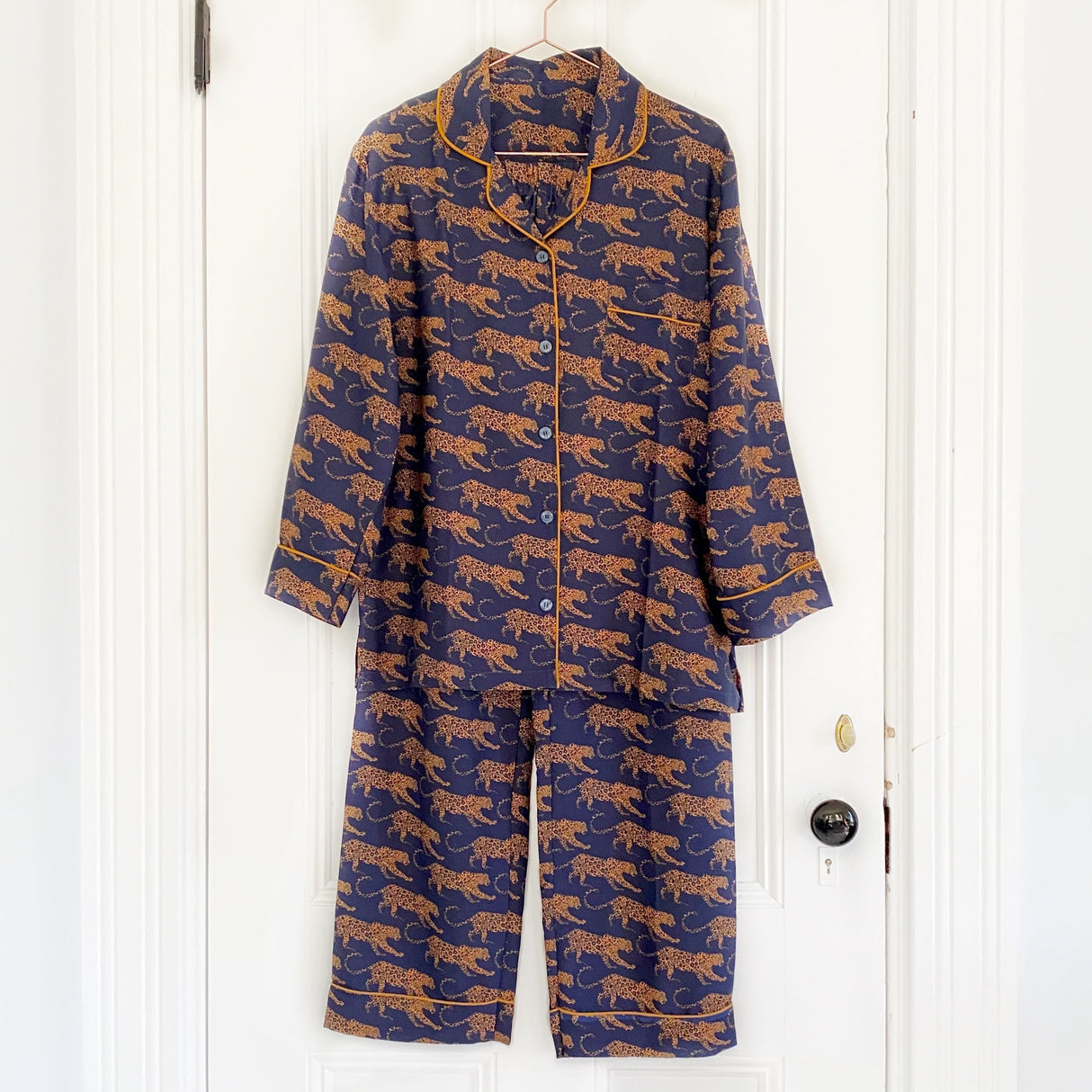 Women's Navy Leopard Washable Silk Pajamas From Abroad Modern