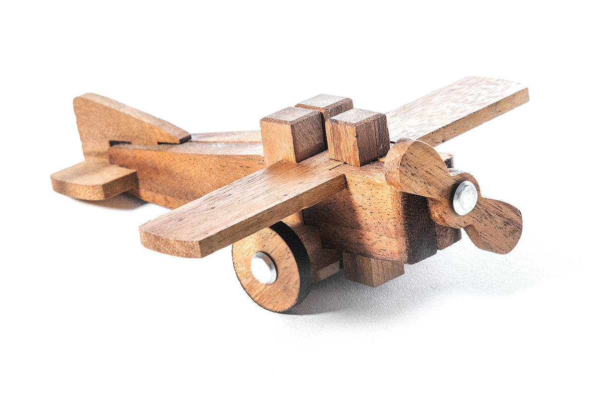 3D Airplane Puzzle Model from Kubiya Games