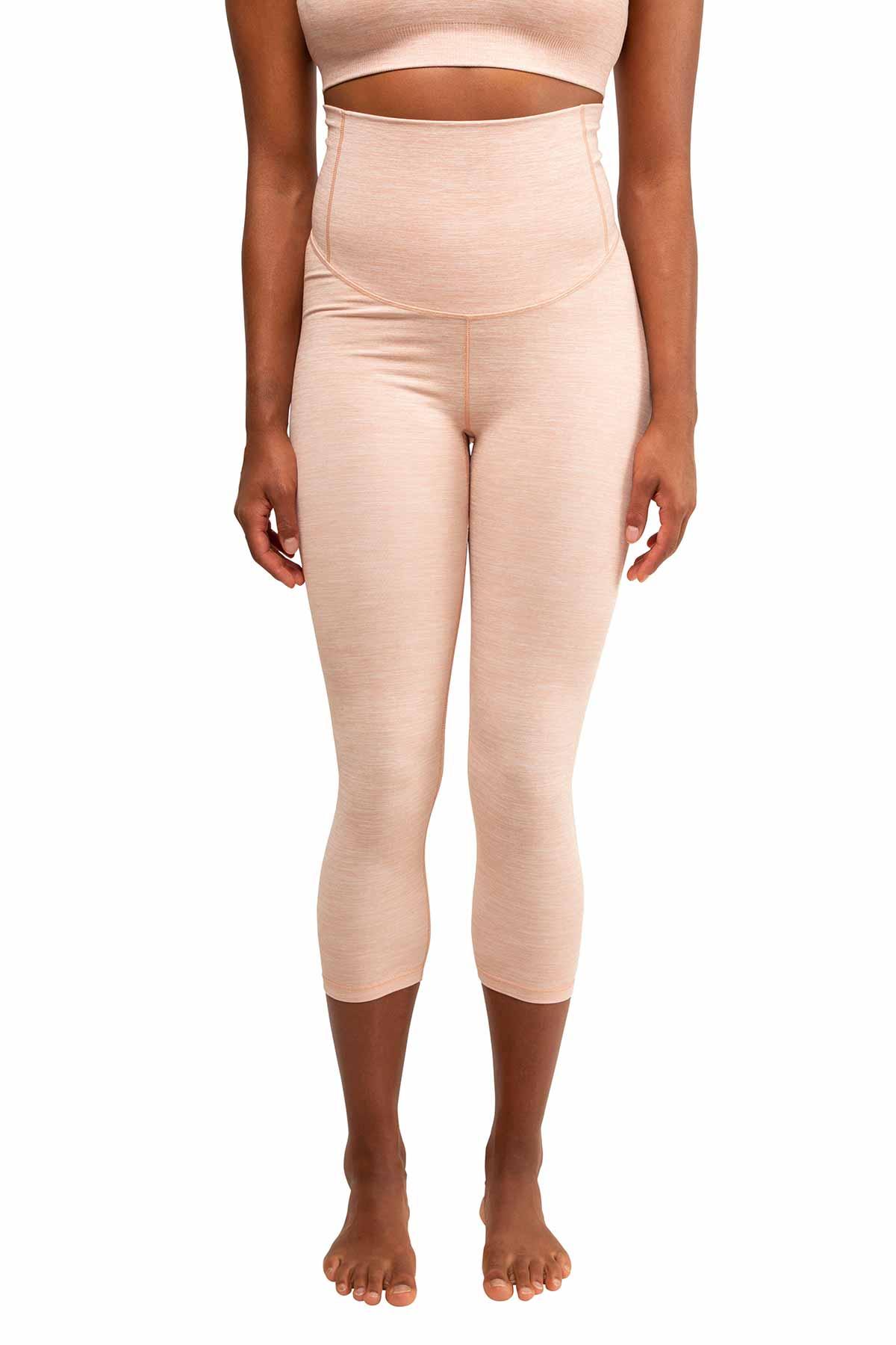 Zara Seamless Yoga Maternity Capri from Moderneternity