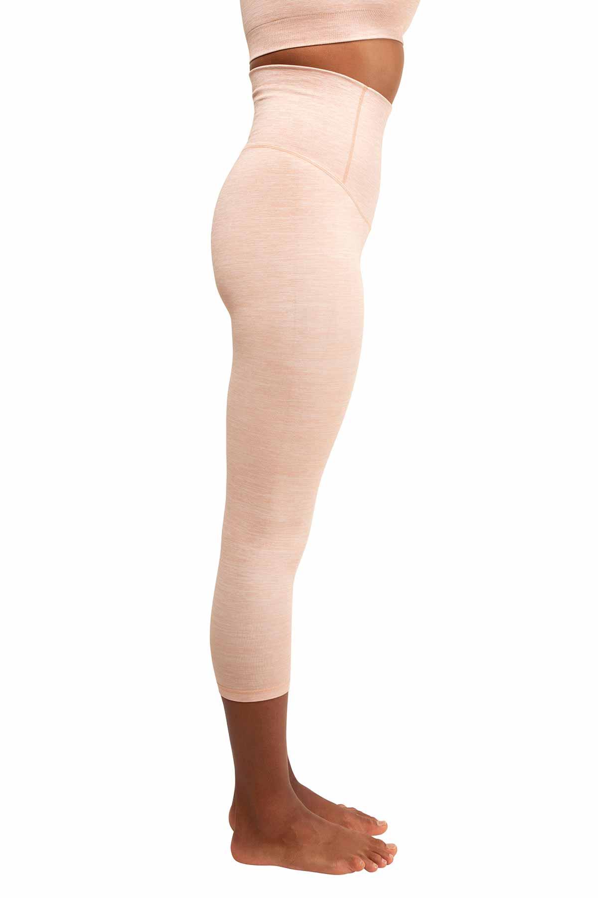Zara Seamless Yoga Maternity Capri from Moderneternity