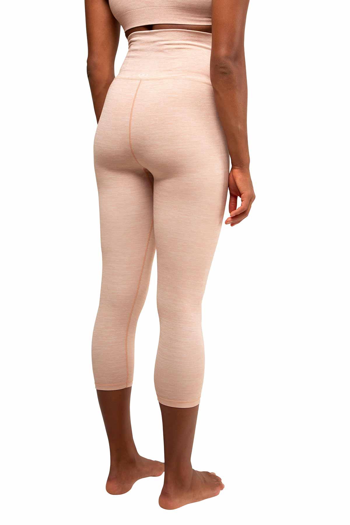 Zara Seamless Yoga Maternity Capri from Moderneternity